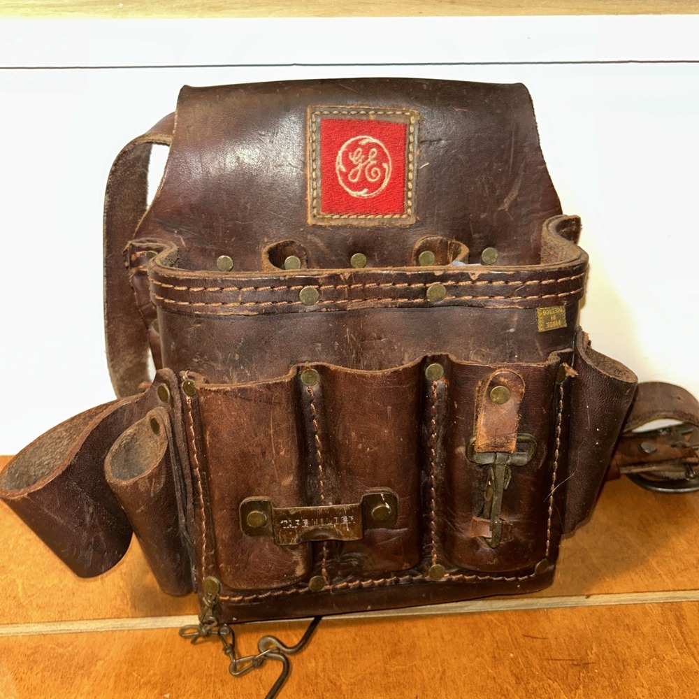 Vintage General Electric GE Heavy Duty Leather Tool Pouch Belt CC-526-GE